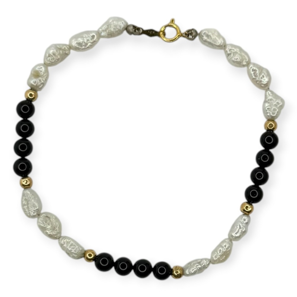 Vintage Bracelet 14K Gold Freshwater Pearls Onyx 7"  Bead Clasp
